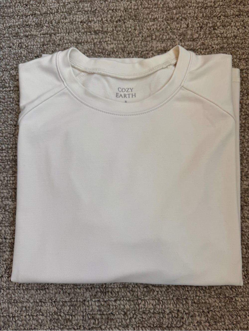 Cozy Earth Ultra Soft Raglan Sleeve Bamboo Tee, S - Picture 5 of 6